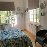 Un Joyau Cache Au Bord De La Prázdninový dům