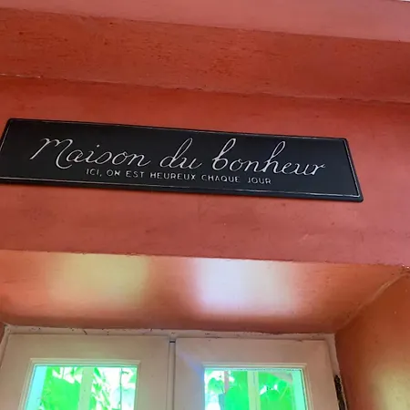 Un Joyau Cache Au Bord De La Casa de Férias *