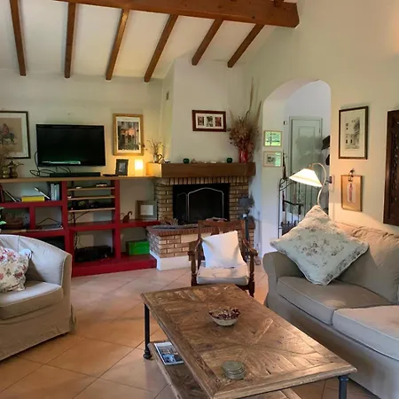 Un Joyau Cache Au Bord De La *